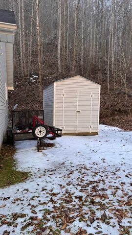 421 Wren Branch Road, Oneida, KY 40972