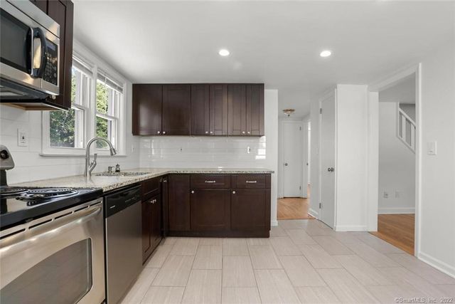 22 Tracey Street, Norwalk, CT 06850