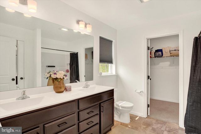 587 SMOKE HOUSE DR, Mechanicsburg, PA 17055