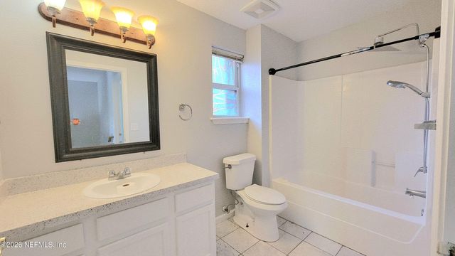 2525 HAYWOOD ESTATES Lane, Jacksonville, FL 32233