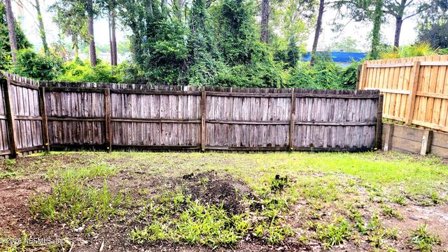 2525 HAYWOOD ESTATES Lane, Jacksonville, FL 32233