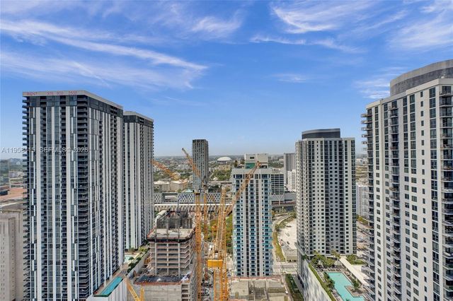 159 NE 6th St 3405, Miami, FL 33132