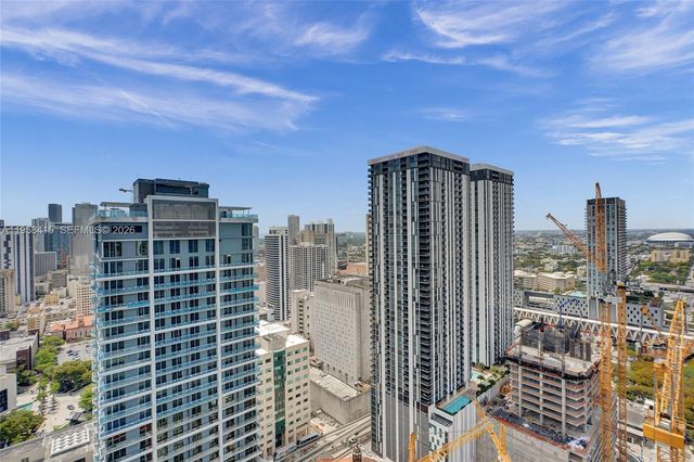 159 NE 6th St 3405, Miami, FL 33132