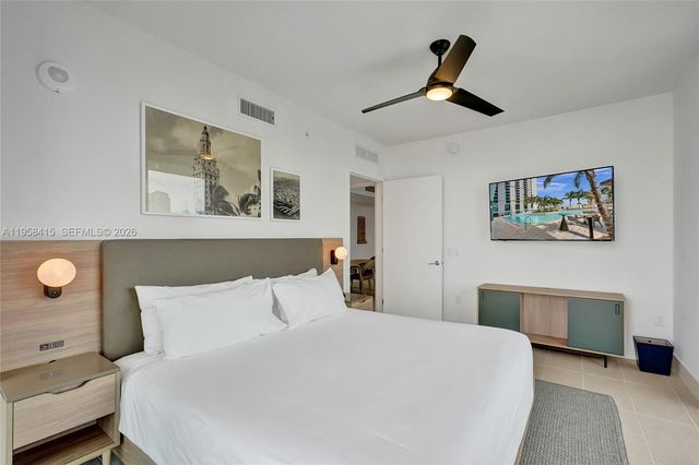 159 NE 6th St 3405, Miami, FL 33132