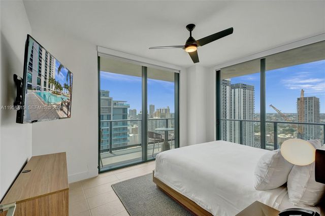 159 NE 6th St 3405, Miami, FL 33132