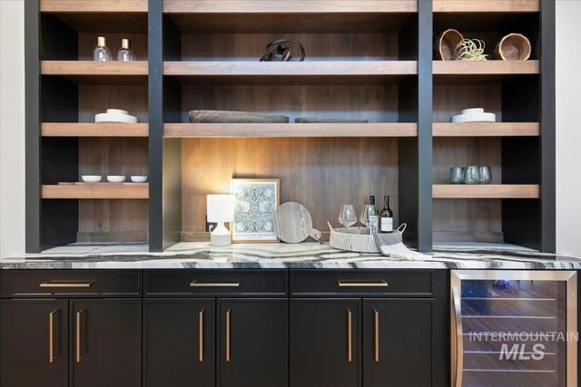 9967 W Bouvardia St, Star, ID 83669