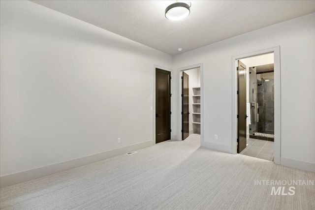 9967 W Bouvardia St, Star, ID 83669