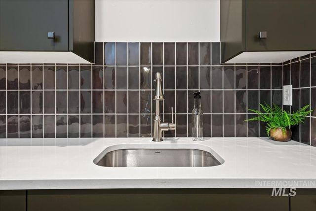 9967 W Bouvardia St, Star, ID 83669