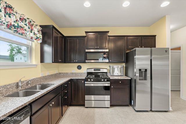 24 Seneca Way, Beaufort, SC 29906
