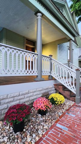 1006 W Walnut Street, Springfield, MO 65806