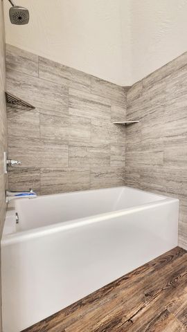 1006 W Walnut Street, Springfield, MO 65806