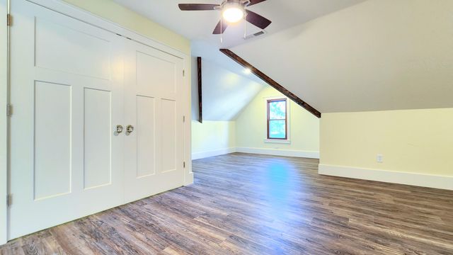 1006 W Walnut Street, Springfield, MO 65806