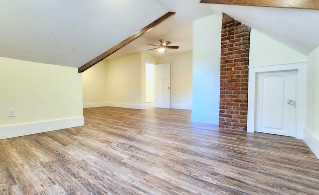 1006 W Walnut Street, Springfield, MO 65806