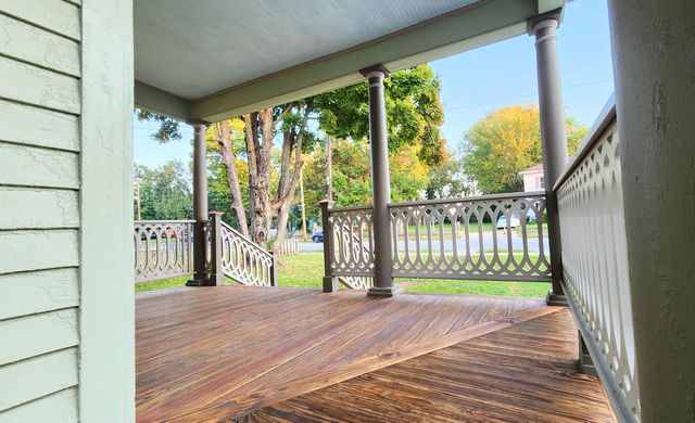 1006 W Walnut Street, Springfield, MO 65806