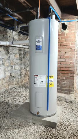 1006 W Walnut Street, Springfield, MO 65806