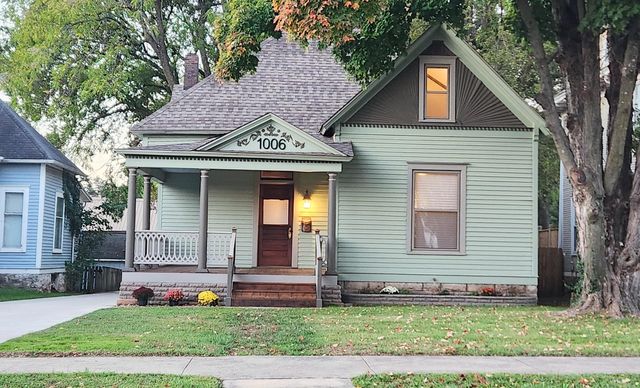 1006 W Walnut Street, Springfield, MO 65806