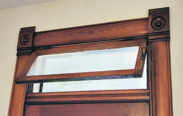 1006 W Walnut Street, Springfield, MO 65806