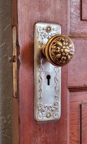 1006 W Walnut Street, Springfield, MO 65806