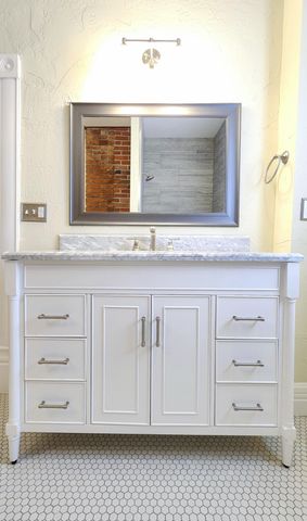 1006 W Walnut Street, Springfield, MO 65806