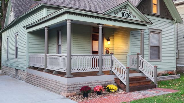 1006 W Walnut Street, Springfield, MO 65806