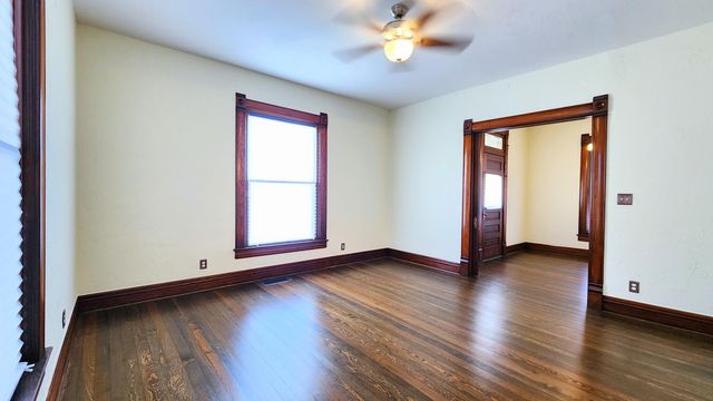 1006 W Walnut Street, Springfield, MO 65806