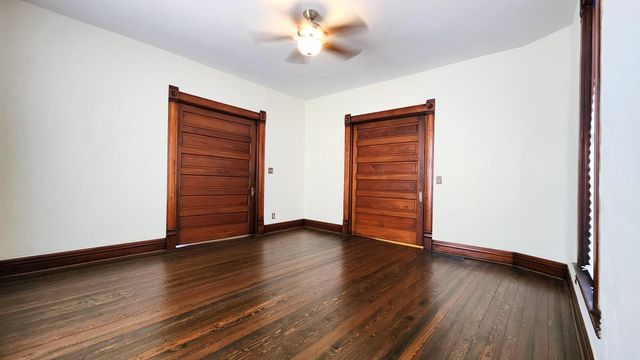 1006 W Walnut Street, Springfield, MO 65806