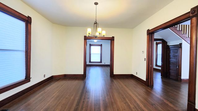 1006 W Walnut Street, Springfield, MO 65806