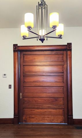 1006 W Walnut Street, Springfield, MO 65806