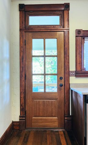 1006 W Walnut Street, Springfield, MO 65806