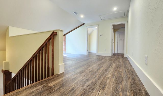 1006 W Walnut Street, Springfield, MO 65806