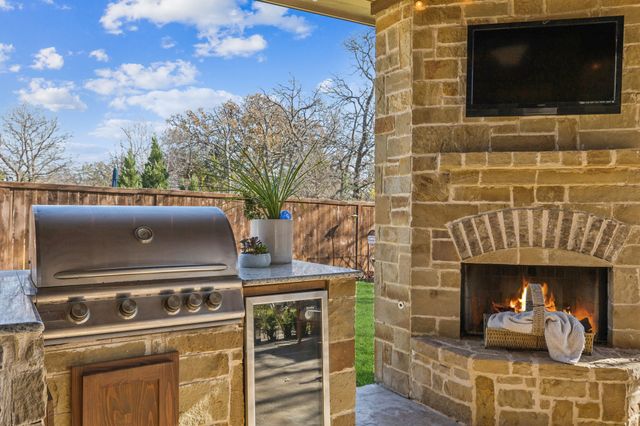 304 Boonesville Bend, Argyle, TX 76226