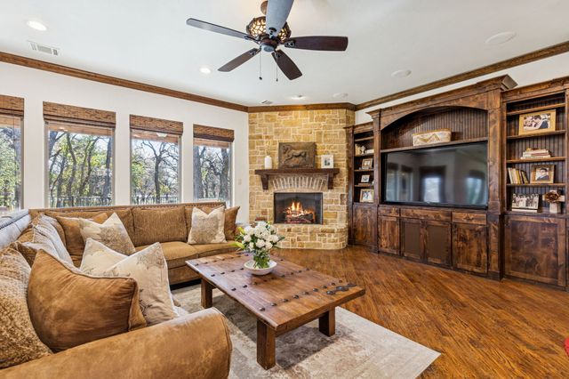 304 Boonesville Bend, Argyle, TX 76226