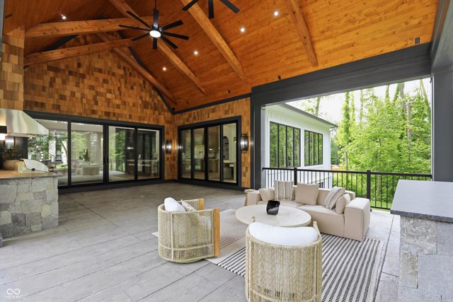 1589 Chatham Ridge Court, Westfield, IN 46074