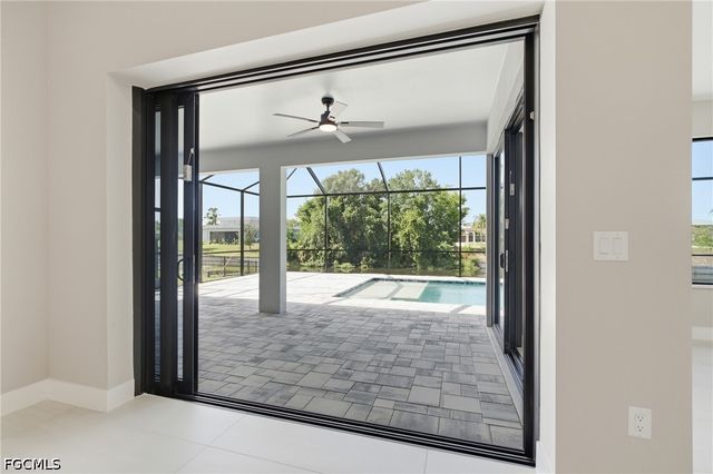 2306 SW 16th TER, Cape Coral, FL 33991