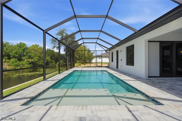 2306 SW 16th TER, Cape Coral, FL 33991
