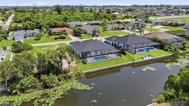 2306 SW 16th TER, Cape Coral, FL 33991