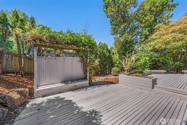 13509 SE 59th Street, Bellevue, WA 98006