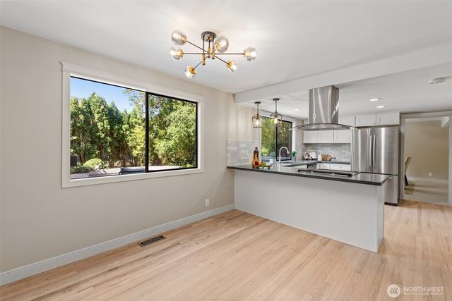 13509 SE 59th Street, Bellevue, WA 98006