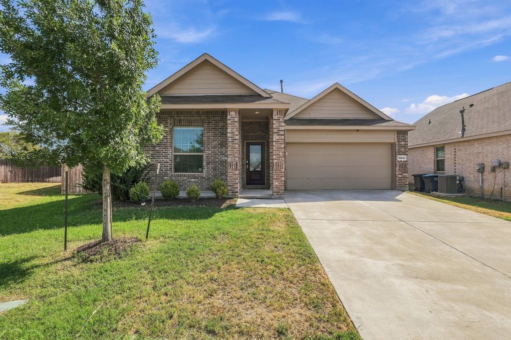 14840 Grey Feather Trail, Fort Worth, TX 76052 — exterior