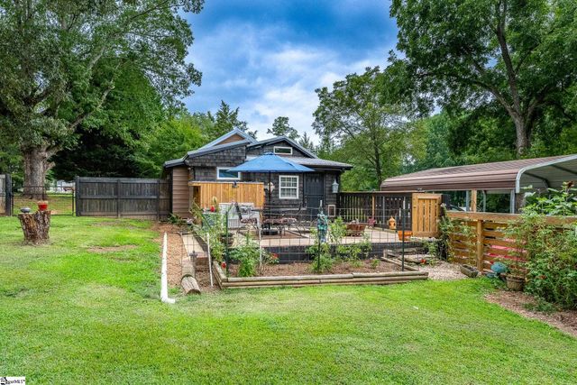 2261 Fews Chapel Road, Greer, SC 29651