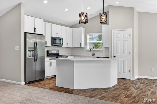 112 Creek Haven Court, Lake St Louis, MO 63367