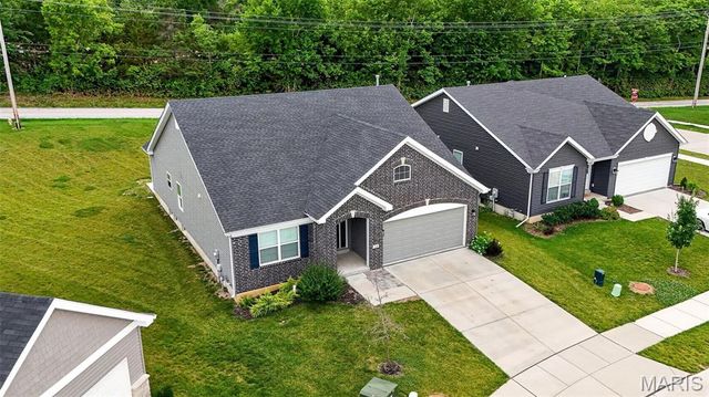 112 Creek Haven Court, Lake St Louis, MO 63367