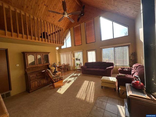 23961 Gellatly Wy, Philomath, OR 97370