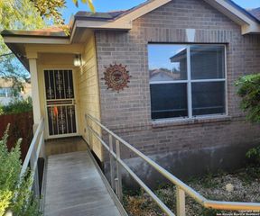 3826 Miho, San Antonio, TX 78223