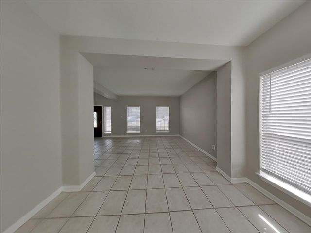 5911 Klamath Falls Court, Houston, TX 77041