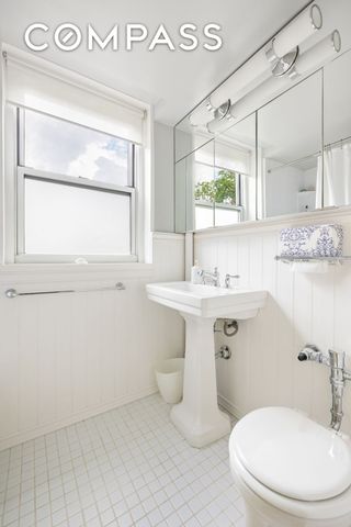 3511 85th St Apt 5H, New York City, NY 11372
