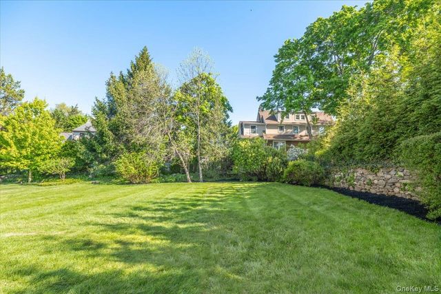 35 Berrian Road, New Rochelle, NY 10804