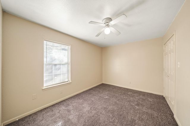 4636 Mayflower A, Houston, TX 77033