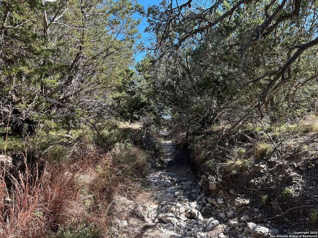 149 Tablerock Ridge, Camp Verde, TX 78010