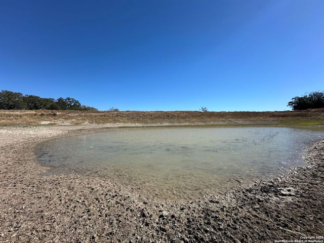 149 Tablerock Ridge, Camp Verde, TX 78010